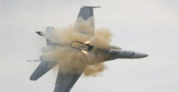 تحطم طائرة عسكرية جزائرية ومقتل طياريها