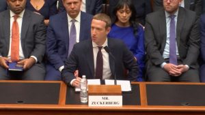 مؤسس فيسبوك يقضي 6 ساعات أمام مجلس النواب الأمريكي في قضية عملته الرقمية