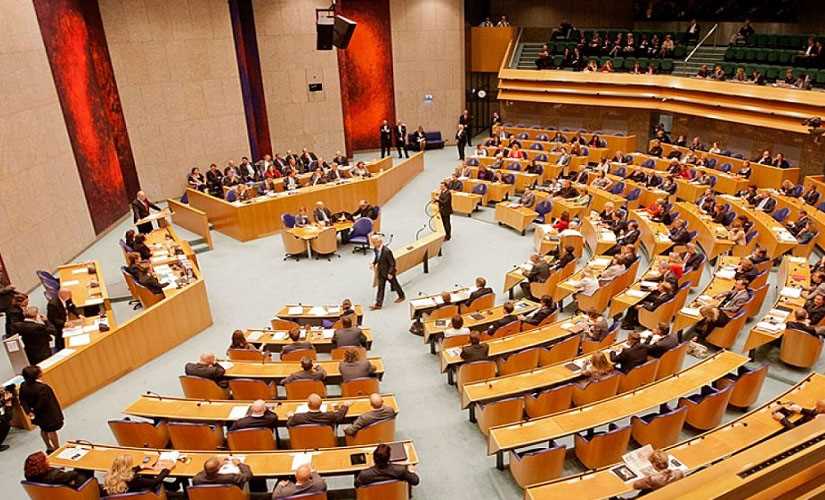 برلمان هولندا