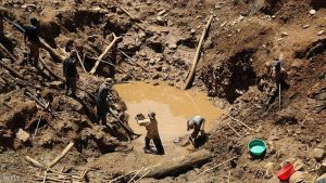 الكونغو الديموقراطية..مصرع 24 شخصا في انهيار منجم للذهب