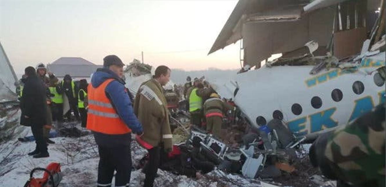 كازاخستان..مقتل 15 شخص في تحطم طائرة ركاب عقب إقلاعها من مطار الماتي