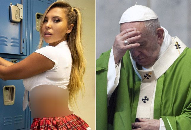 حساب “البابا فرنسيس” يضع علامة إعجاب على صورة فاضحة لعارضة أزياء!