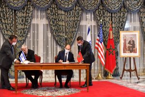 المملكة المغربية ودولة إسرائيل توقعان أربع اتفاقيات للتعاون المتبادل..