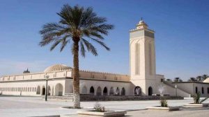 في الجزائر فقط .. بالفيديو مسجد يبث الأغاني عبر مكبر الصوت احتفالا بالسنة الأمازيغية!!