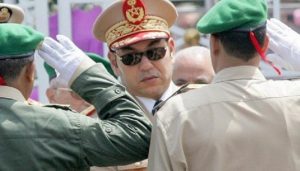 جلالة الملك يشيد بجهود الجيش ضد أعداء الوحدة الترابية للمغرب