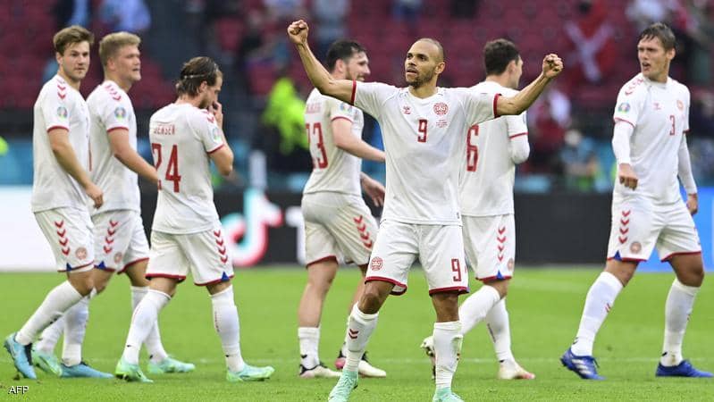 كأس أوروبا.. الدنمارك يتأهل لدور الربع
