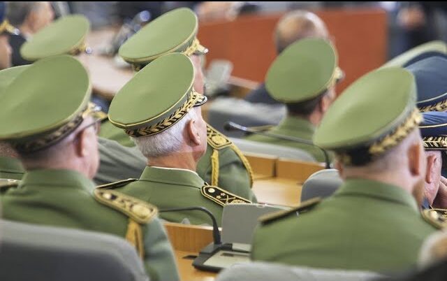 بعد صدمة البريكس..جنرالات الجزائر يستعدون لإجراء تغييرات جذرية في المناصب الحكومية