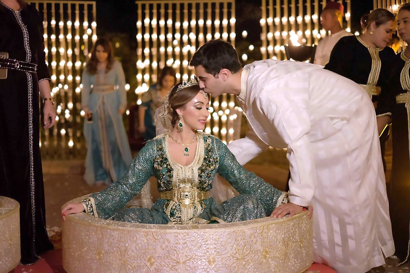تطبيق العروس المغربية يجتاح مواقع التواصل الاجتماعي وتنبيهات من مخاطره