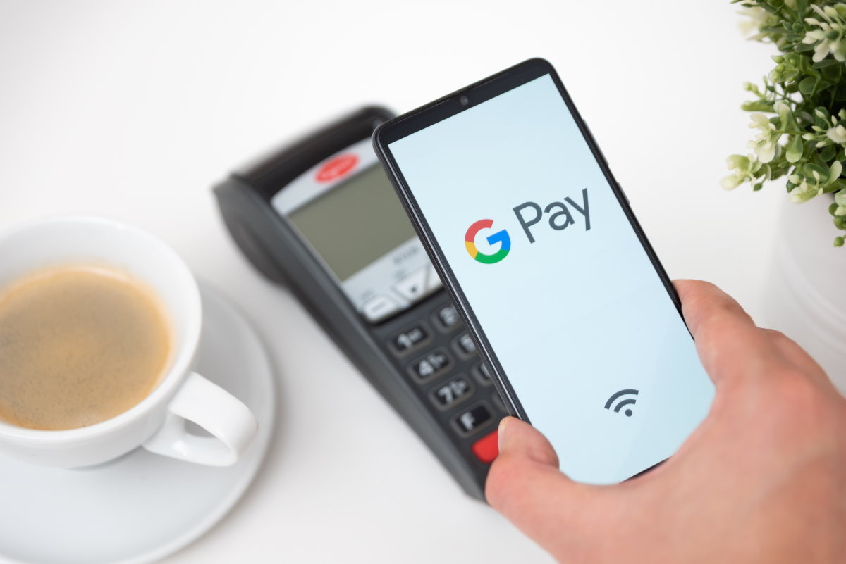 بنك مغربي يفعل Google Pay
