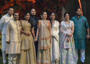 زفاف ابن أغنى هندي