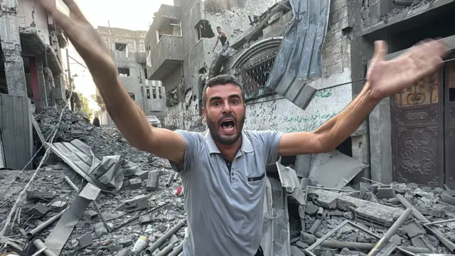قطاع غزة..إسرائيل تقتل 23 فلسطينيا في قصف على رفح وخان يونس