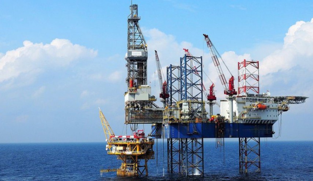 إسبانيا تؤكد أن عمليات التنقيب المغربية عن الغاز تقع خارج مياهها الإقليمية