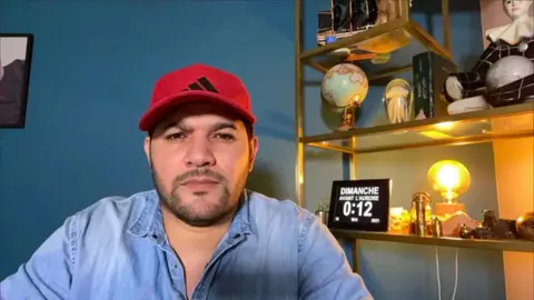 القضاء الفرنسي يصدر مذكرة توقيف دولية بحق دبلوماسي جزائري سابق على خلفية قضية اختطاف “أمير دي زد” في فرنسا